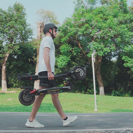 iScooter iX3 electric scooter – lightweight foldable e-scooter for urban commuting with LED display and 8.5-inch tyres – Volt Ventures