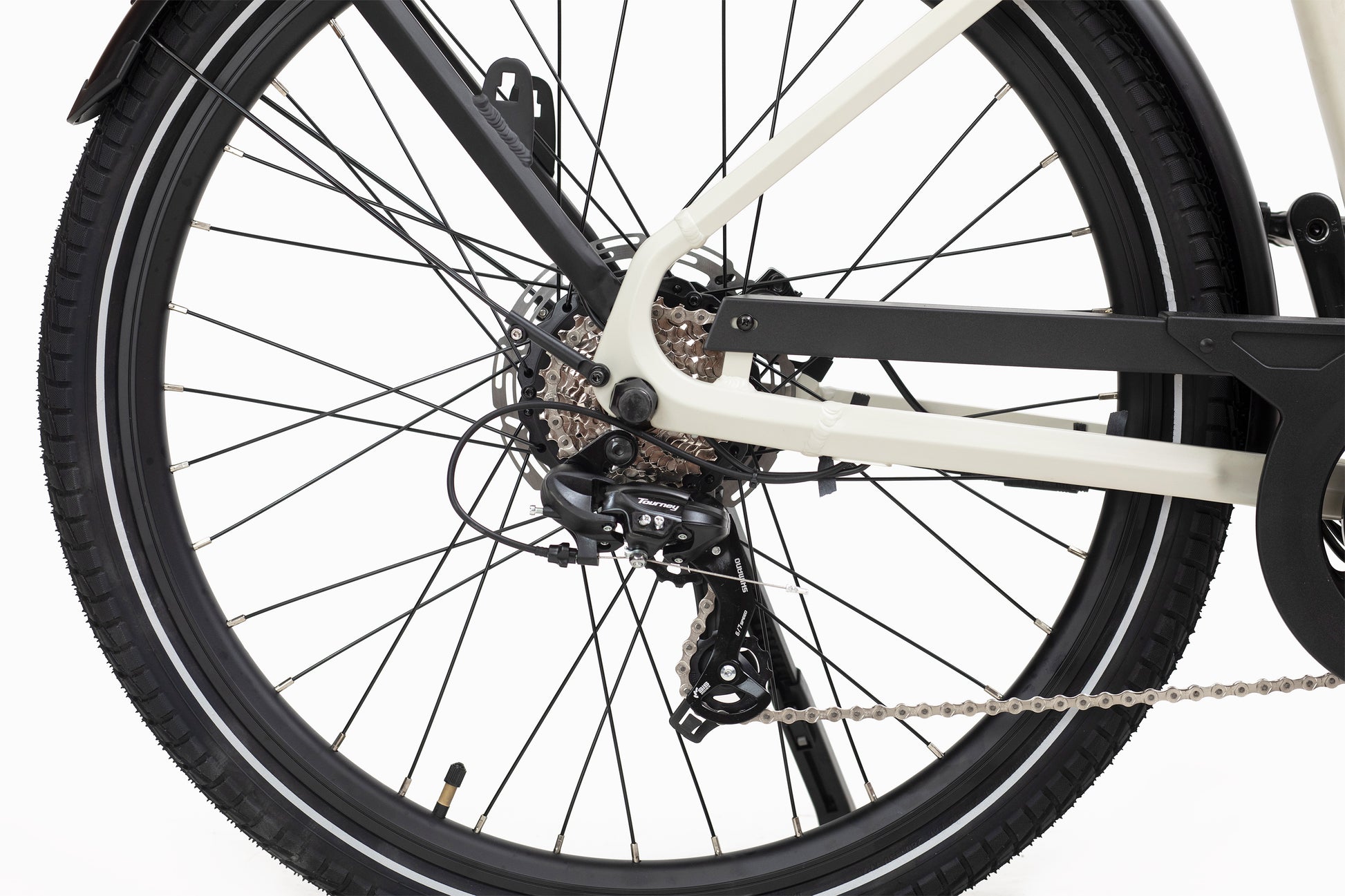 Qreate City Air electric bike in white, reliable electric city bike for everyday UK riding from Volt Ventures