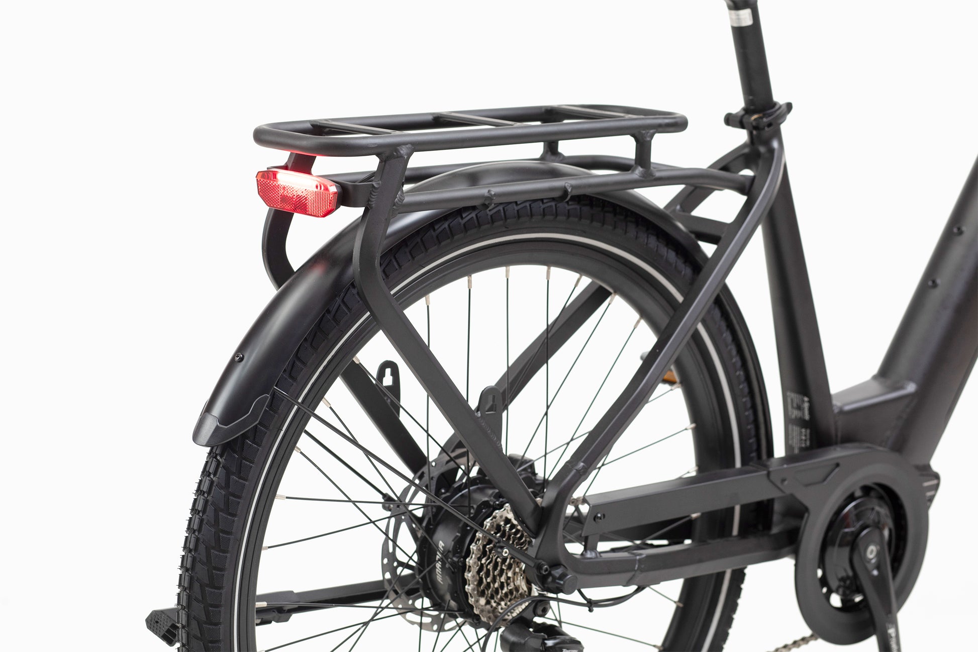 Qreate City Pro electric bike in black, comfortable electric city bike for everyday UK riding from Volt Ventures